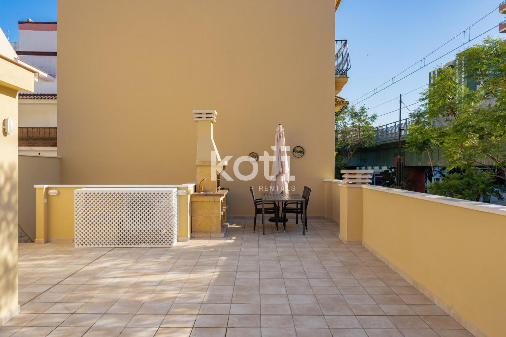 Koti - Casita Rosario Pino Rooftop Y Bbq Сasa de vacaciones Fuengirola